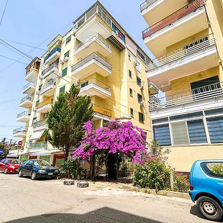 Consistency Of Living 509 Apartman *