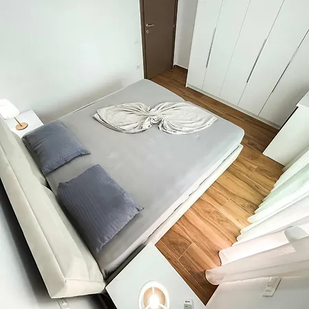 Consistency Of Living 509 Apartman *