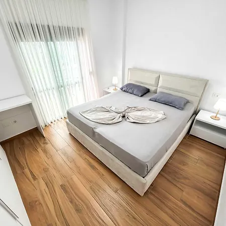 Consistency Of Living 509 Apartman