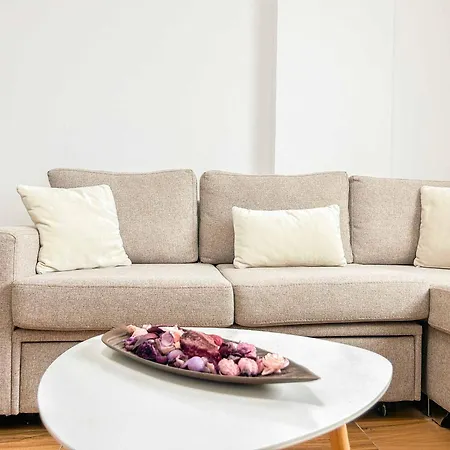 Apartman Consistency Of Living 509