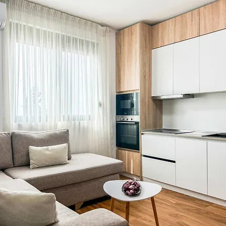 Consistency Of Living 509 Apartman *